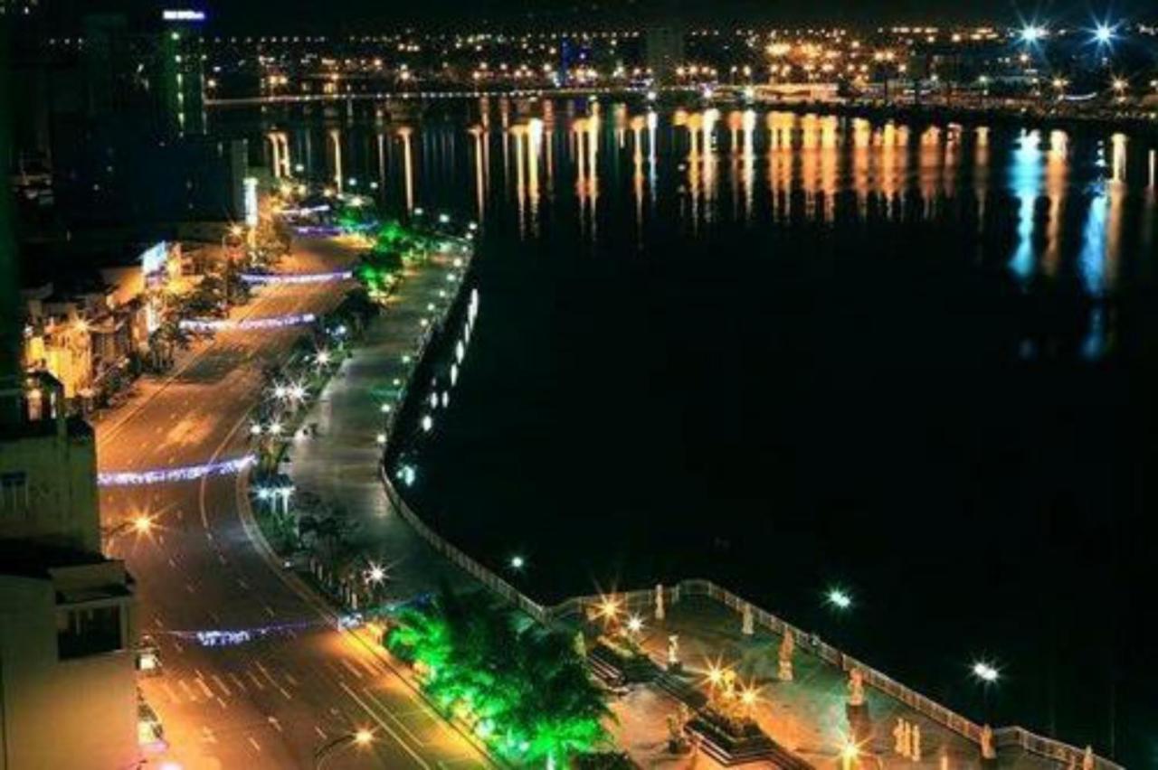 KaKa Hotel Han River Da Nang Exteriör bild
